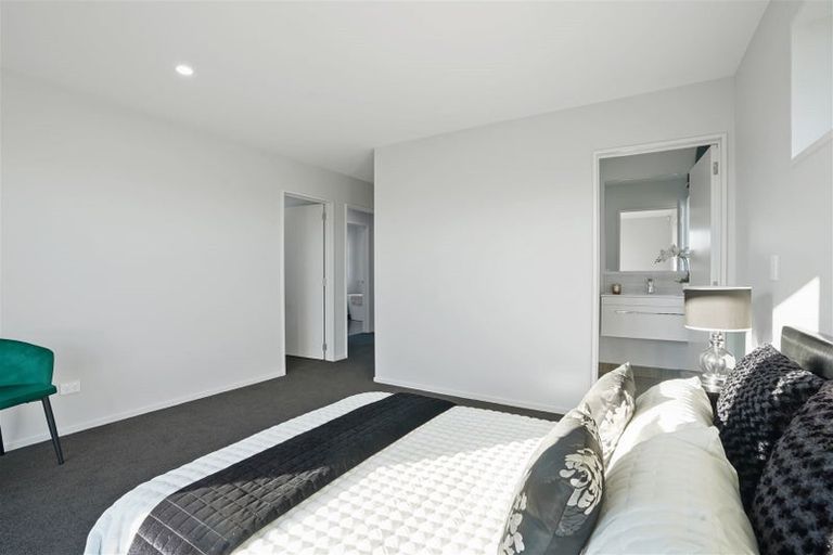 Photo of property in 13 Salkeld Place, Woodend, 7610