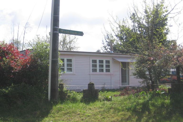 Photo of property in 15 Korari Crescent, Mangakino, 3421
