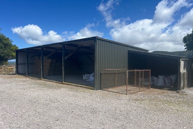 Photo of property in 12 Hepina Heights, Kinloch, Taupo, 3377