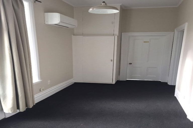 Photo of property in 295 The Terrace, Te Aro, Wellington, 6011