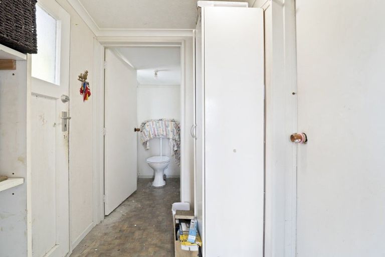 Photo of property in 7 Owen Street, Green Island, Dunedin, 9018