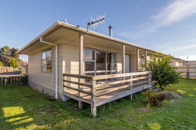 Photo of property in 21b Pohutukawa Drive, Owhata, Rotorua, 3010