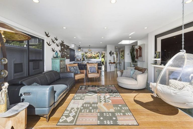 Photo of property in 7 Ocean Parade, Pukerua Bay, 5026