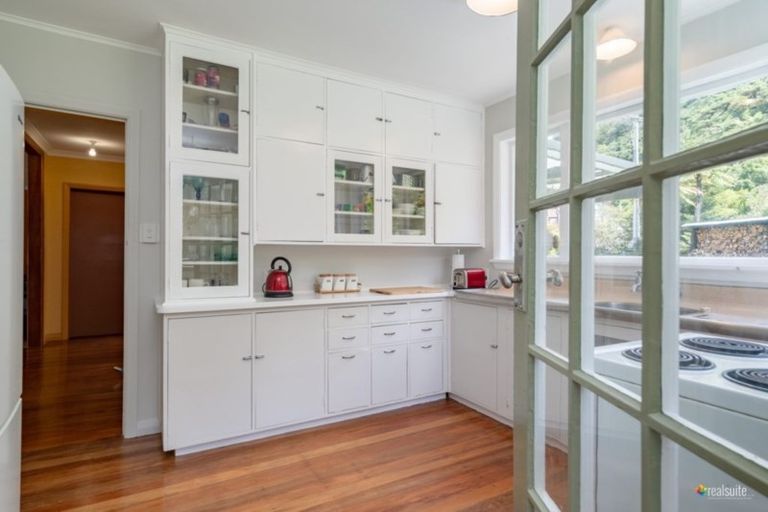 Photo of property in 4 Bridge Road, Birchville, Upper Hutt, 5018