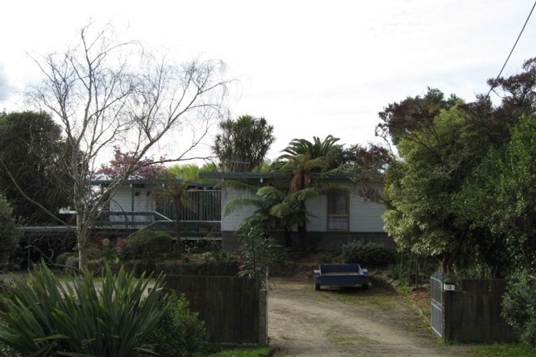 Photo of property in 1-3 East Road, Shannon, 4821