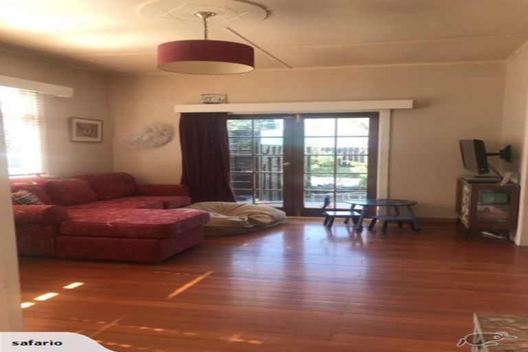 Photo of property in 140 Commercial Street, Takaka, 7110