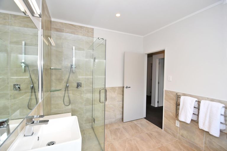 Photo of property in 12 Laly Haddon Place, Matakana, Warkworth, 0985