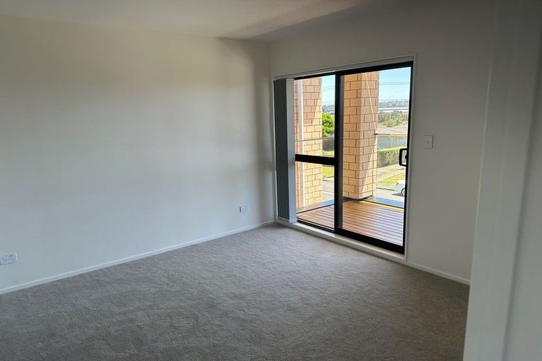 Photo of property in 36a Vodanovich Road, Te Atatu South, Auckland, 0610