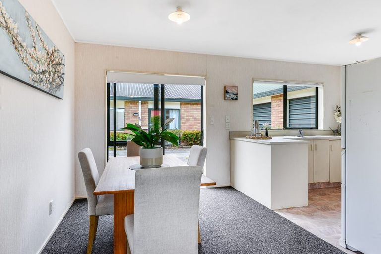 Photo of property in 64 Brymer Road, Grandview Heights, Hamilton, 3200