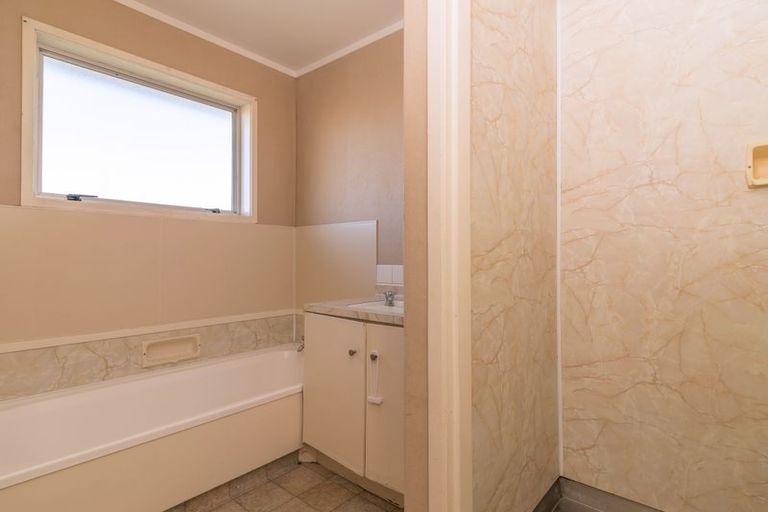 Photo of property in 21b Pohutukawa Drive, Owhata, Rotorua, 3010