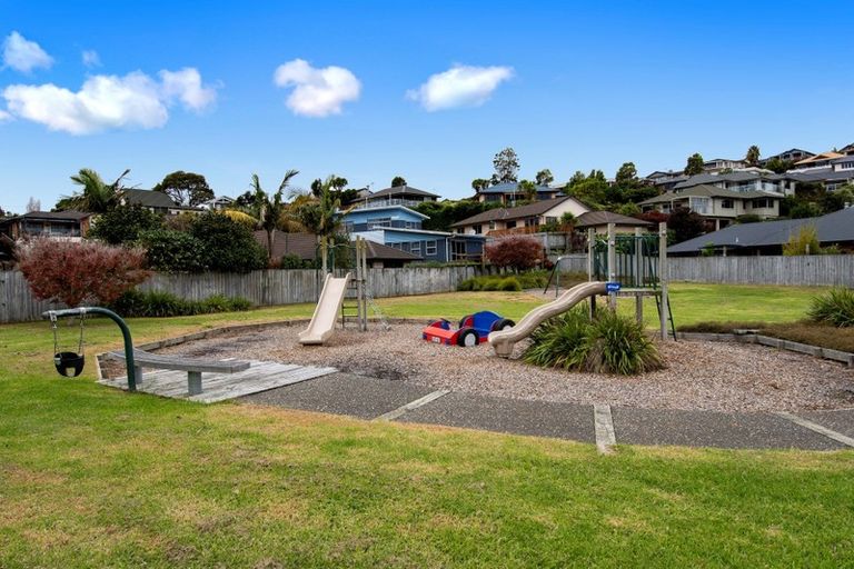 Photo of property in 49 Oteki Park Drive, Welcome Bay, Tauranga, 3112