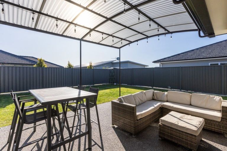Photo of property in 22 Kaituna Place, Te Awa, Napier, 4110