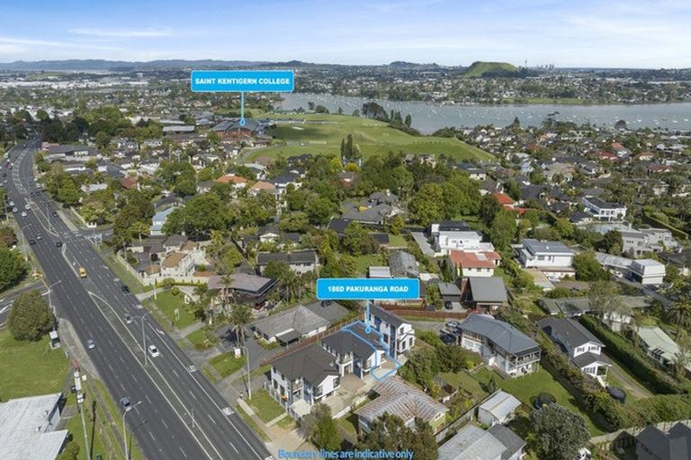 Photo of property in 186d Pakuranga Road, Pakuranga, Auckland, 2010