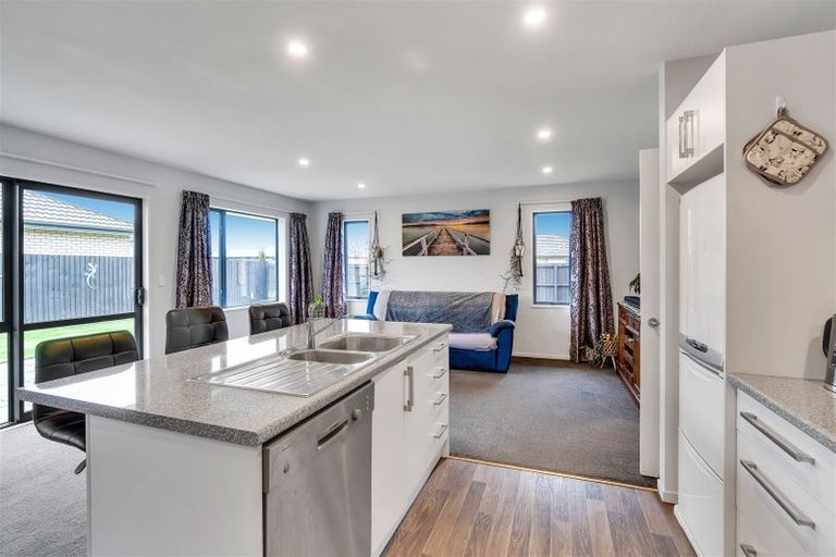 Photo of property in 36 Andesite Drive, Rolleston, 7614