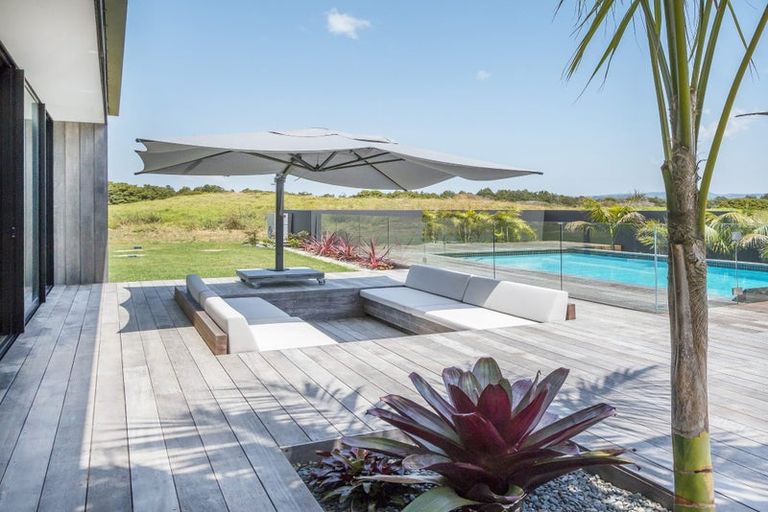 Photo of property in 78 Mangatawhiri Road, Omaha, 0986