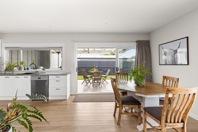 Photo of property in 5a Savage Crescent, Marewa, Napier, 4110