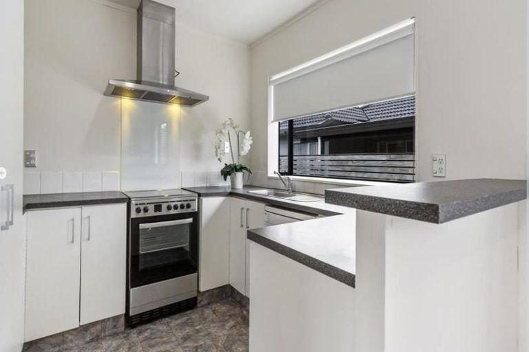 Photo of property in 5 Dulwich Place, Burswood, Auckland, 2013