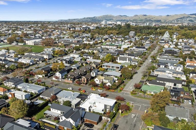 Photo of property in 55 Merivale Lane, Merivale, Christchurch, 8014