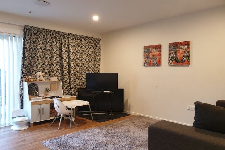 Photo of property in 3/104 Picton Avenue, Riccarton, Christchurch, 8011