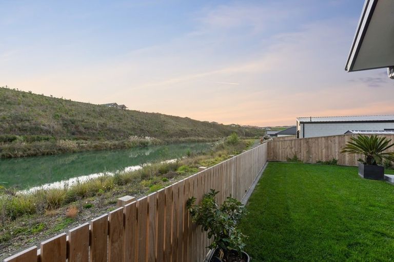 Photo of property in 109 Whakaturou Crescent, Pyes Pa, Tauranga, 3112