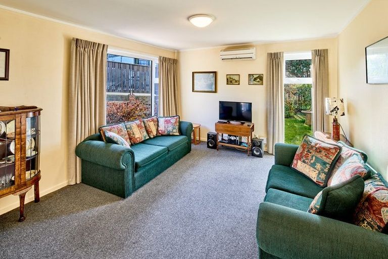 Photo of property in 302 Mansfield Street, Newtown, Wellington, 6021