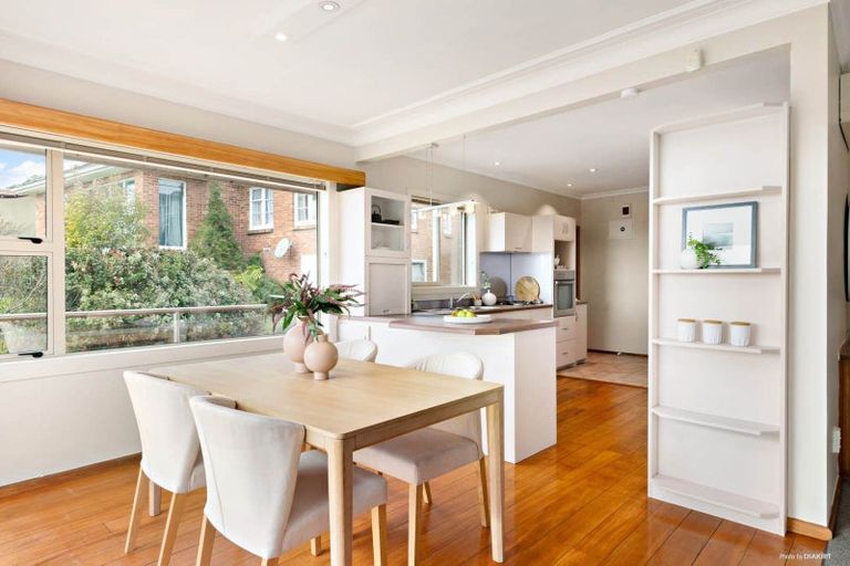 Photo of property in 16 East Street, Pukekohe, 2120