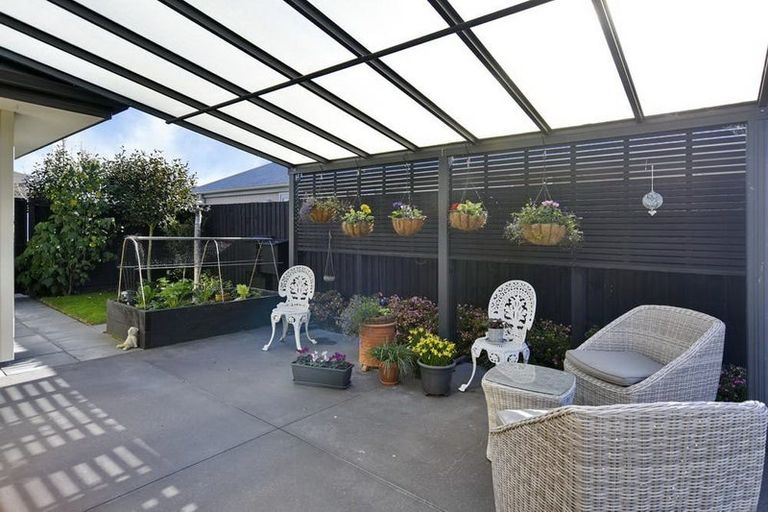 Photo of property in 30 Taiore Crescent, Marshland, Christchurch, 8083