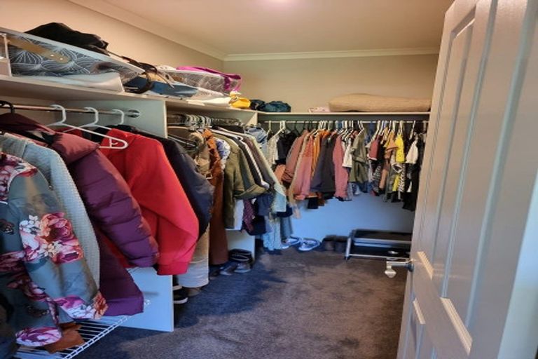 Photo of property in 16 Bottle Lake Drive, Parklands, Christchurch, 8083