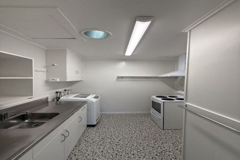 Photo of property in 8 Banff Street, Regent, Whangarei, 0112