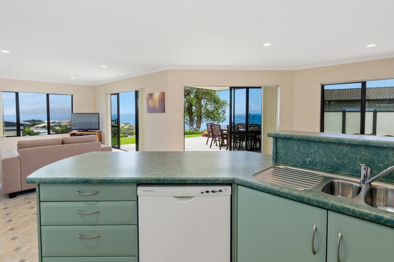 Photo of property in 34 Lax Crescent, Leigh, 0985