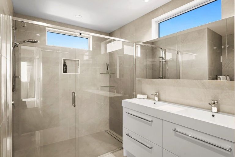 Photo of property in 203 Marine Parade, Mount Maunganui, 3116