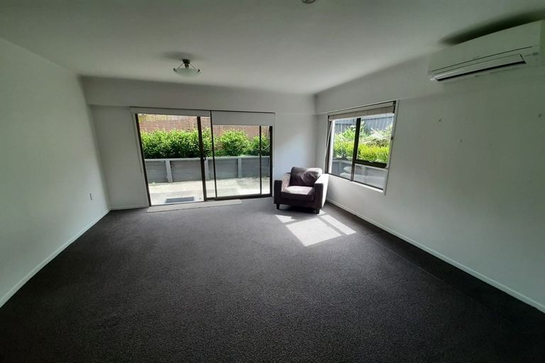 Photo of property in 3/59 Norwood Road, Bayswater, Auckland, 0622
