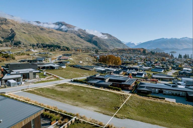 Photo of property in Meadowstone Alpha Series, 2 Petalite Lane, Wanaka, 9305
