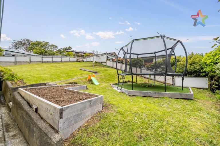 Photo of property in 1 Taku Matenga Grove, Korokoro, Lower Hutt, 5012