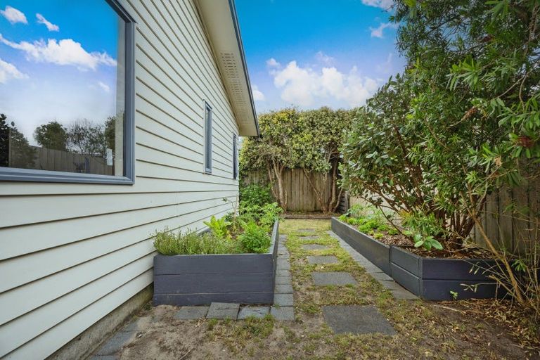 Photo of property in 123 Kelly Jade Avenue, Matarangi, Whitianga, 3592