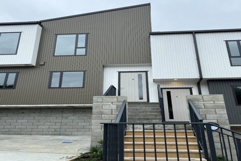 Photo of property in 4/23 Middleton Road, Johnsonville, Wellington, 6037