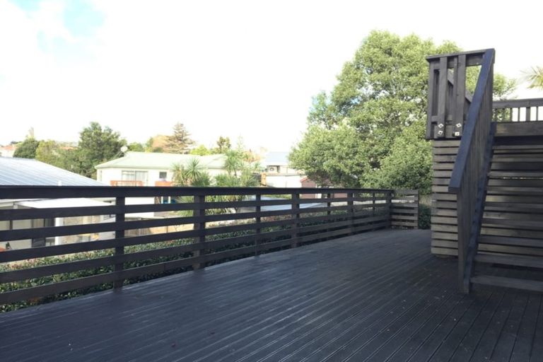 Photo of property in 19b Duncan Avenue, Te Atatu South, Auckland, 0610