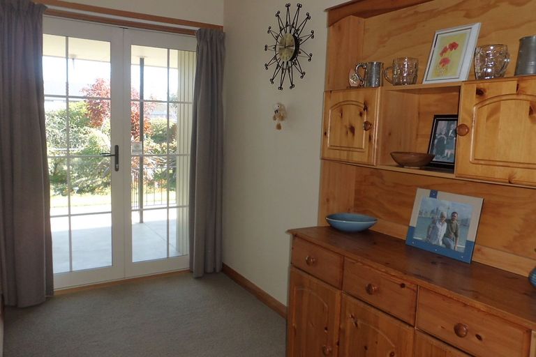 Photo of property in 17 Richard Pearse Drive, Temuka, 7920