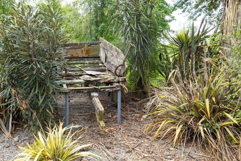 Photo of property in 128 Johnstone Street, Tinwald, Ashburton, 7774