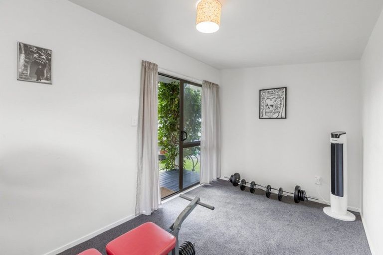 Photo of property in 3 Glynnbrooke Street, Te Atatu South, Auckland, 0610