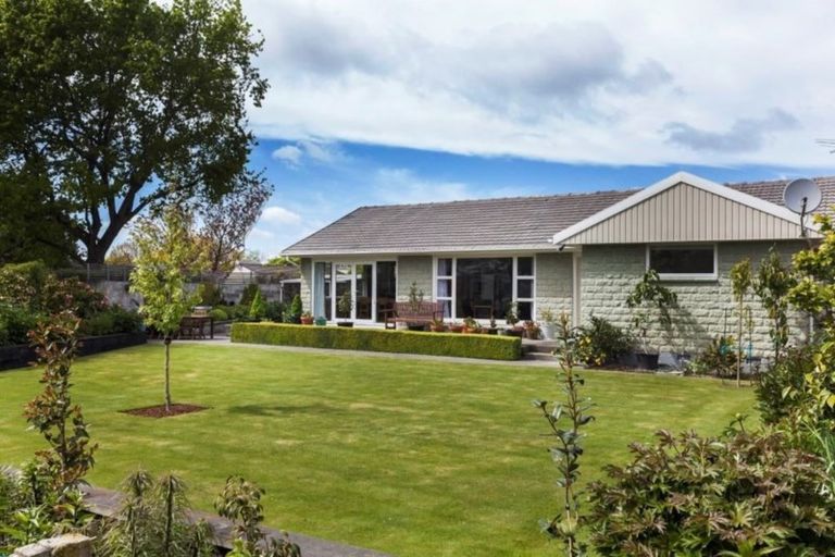 Photo of property in 9 Bullock Place, Ilam, Christchurch, 8041