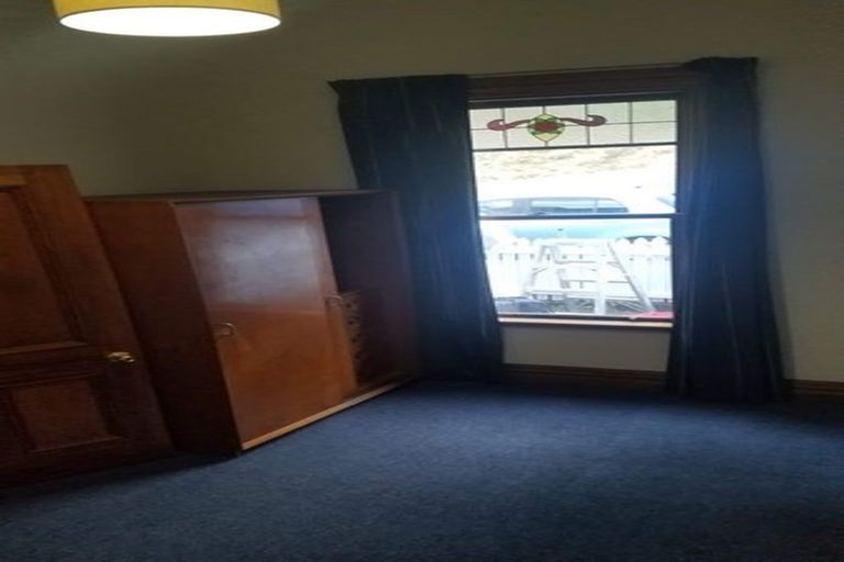 Photo of property in 138 Russell Terrace, Berhampore, Wellington, 6023