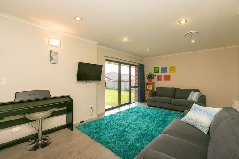 Photo of property in 5d James Drive, Bell Block, New Plymouth, 4312