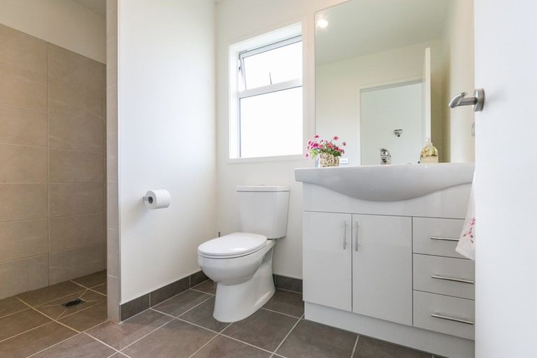 Photo of property in 5 Waitaki Way, Poraiti, Napier, 4112