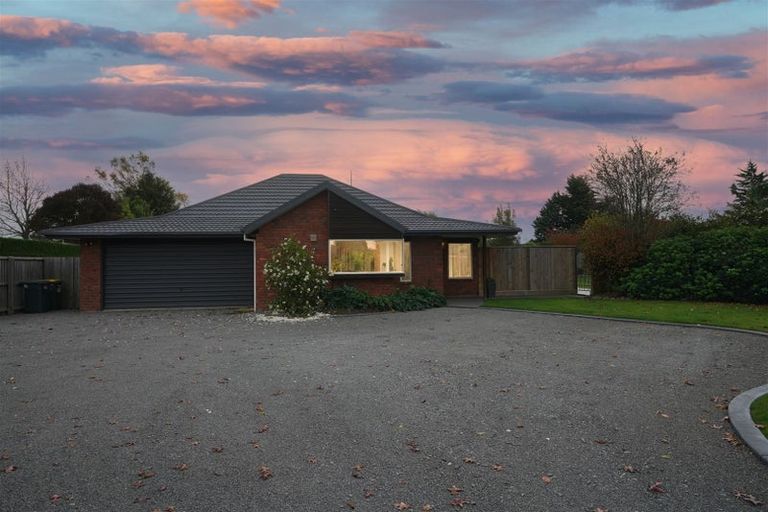 Photo of property in 31 Westview Crescent, West Melton, 7618