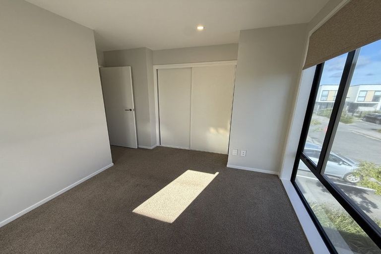 Photo of property in 2/12 Parson Lane, Papatoetoe, Auckland, 2025