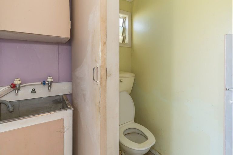 Photo of property in 3 Ewing Street, Hokio Beach, Levin, 5571