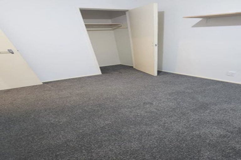 Photo of property in 1/190 Coronation Road, Hillcrest, Auckland, 0627