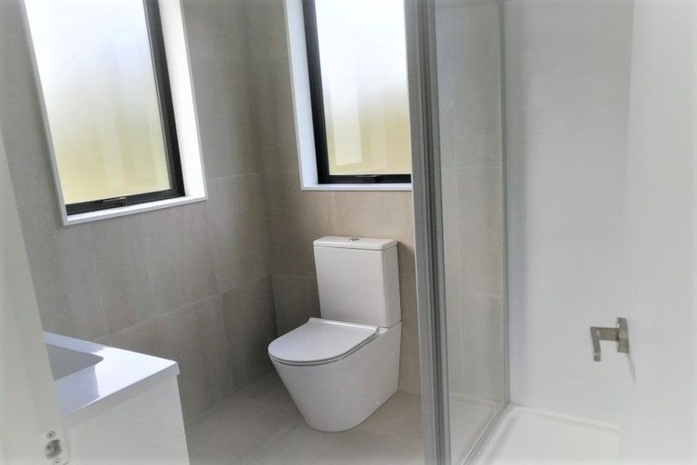 Photo of property in 44 Seafarer Crescent, Stanmore Bay, Whangaparaoa, 0932