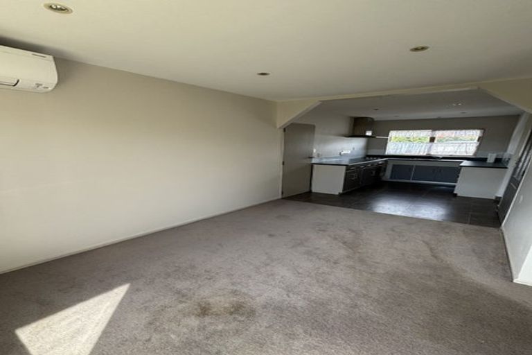 Photo of property in 35a Olive Terrace, Paraparaumu Beach, Paraparaumu, 5032